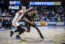 Galatasaraj skupo prodao kožu na Tenerifama, Alba hrabro pala u Malagi